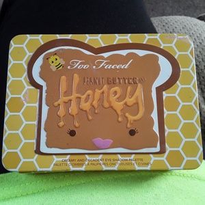 Too Faced eyeshadow